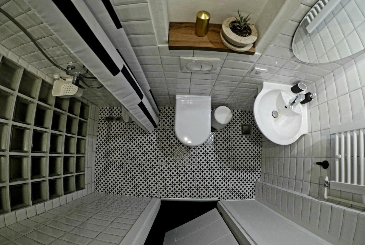 Studio Apartment "Savski Trg" Belgrád Kültér fotó
